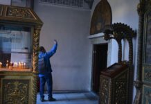 Hercules Gives His Sons Symbols of Strength